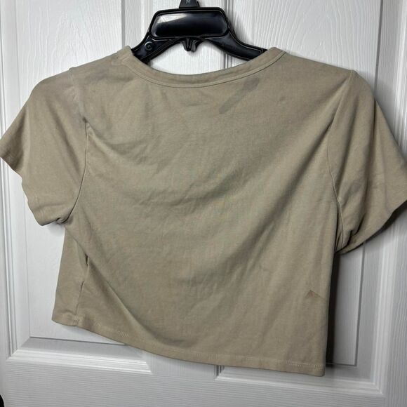 Cotton On Large Minimalist Burnt Orange & Cream Graphic Crop T-Shirt Beige - Picture 4 of 8